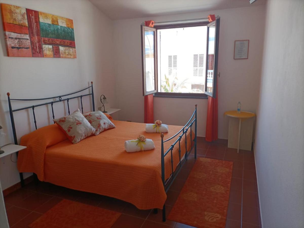 Ca' Margo Hotel Calasetta Quarto foto